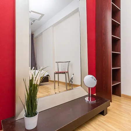 Apartament Romantic Getaway With Equipped Kitchen