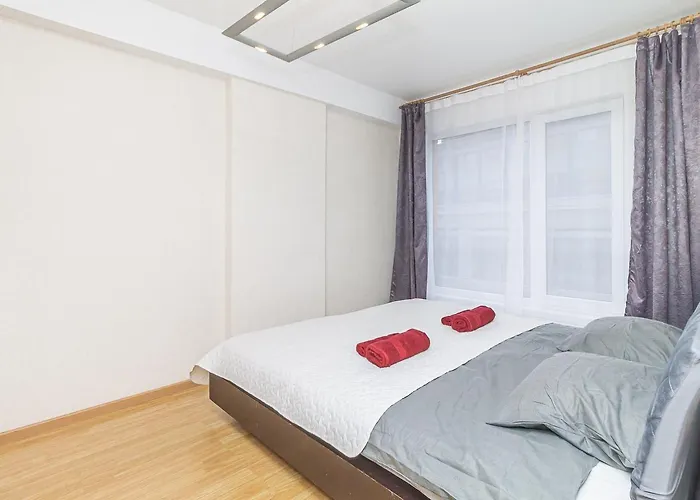 公寓 Romantic Getaway With Equipped Kitchen 塔林